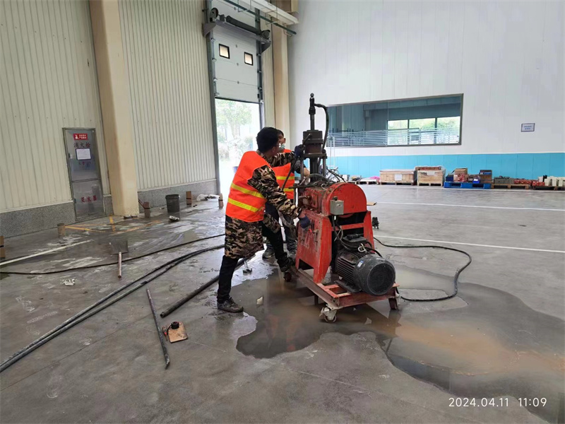 临高厂房地面下沉塌陷注浆加固施工